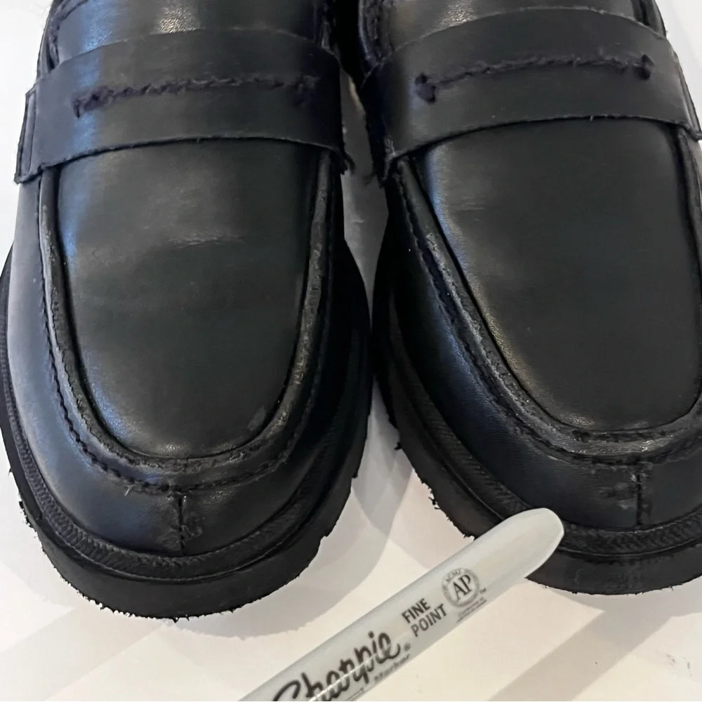 Screen Worn Interview With The Vampire Clarks Lug Sole Loafers Black Size 11 - Picture 9 of 12